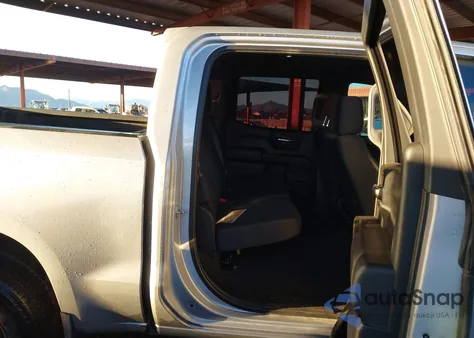 2021 Chevrolet Silverado 1500 2Wd Short Bed Lt z USA, uszkodzony, nr VIN 1GCPWCED4MZ435924